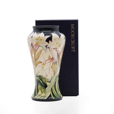 Lot 292 - A Moorcroft pottery 'Madonna Lily' pattern vase