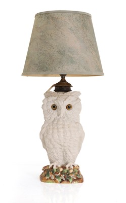 Lot 475 - A Victorian porcelain owl oil lamp