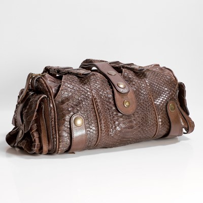 Lot 454 - A Chloe snakeskin and leather shoulder bag