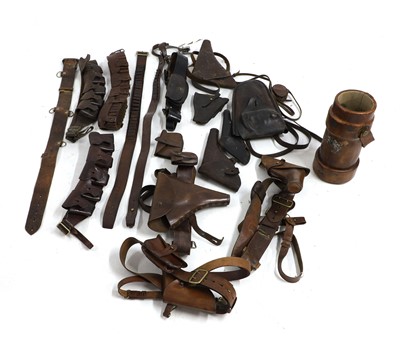 Lot 175 - A quantity of pistol holsters