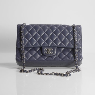 Lot 494 - A Chanel blue calfskin leather flap bag