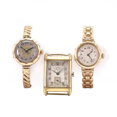 Lot 439 - A group of 1920's mechanical watches