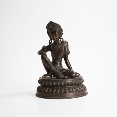 Lot 17 - A hollow-cast bronze figure of Bodhisattva