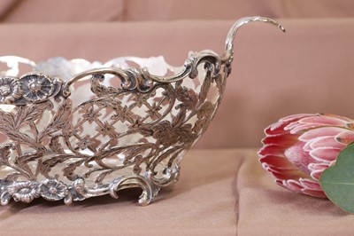 Lot 310 - A pierced silver-plated basket