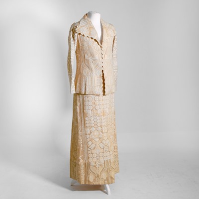 Lot 532 - A Catherine Buckley skirt suit