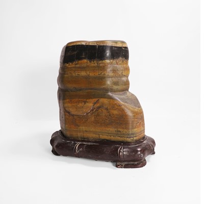 Lot 556 - A Chinese scholar's rock