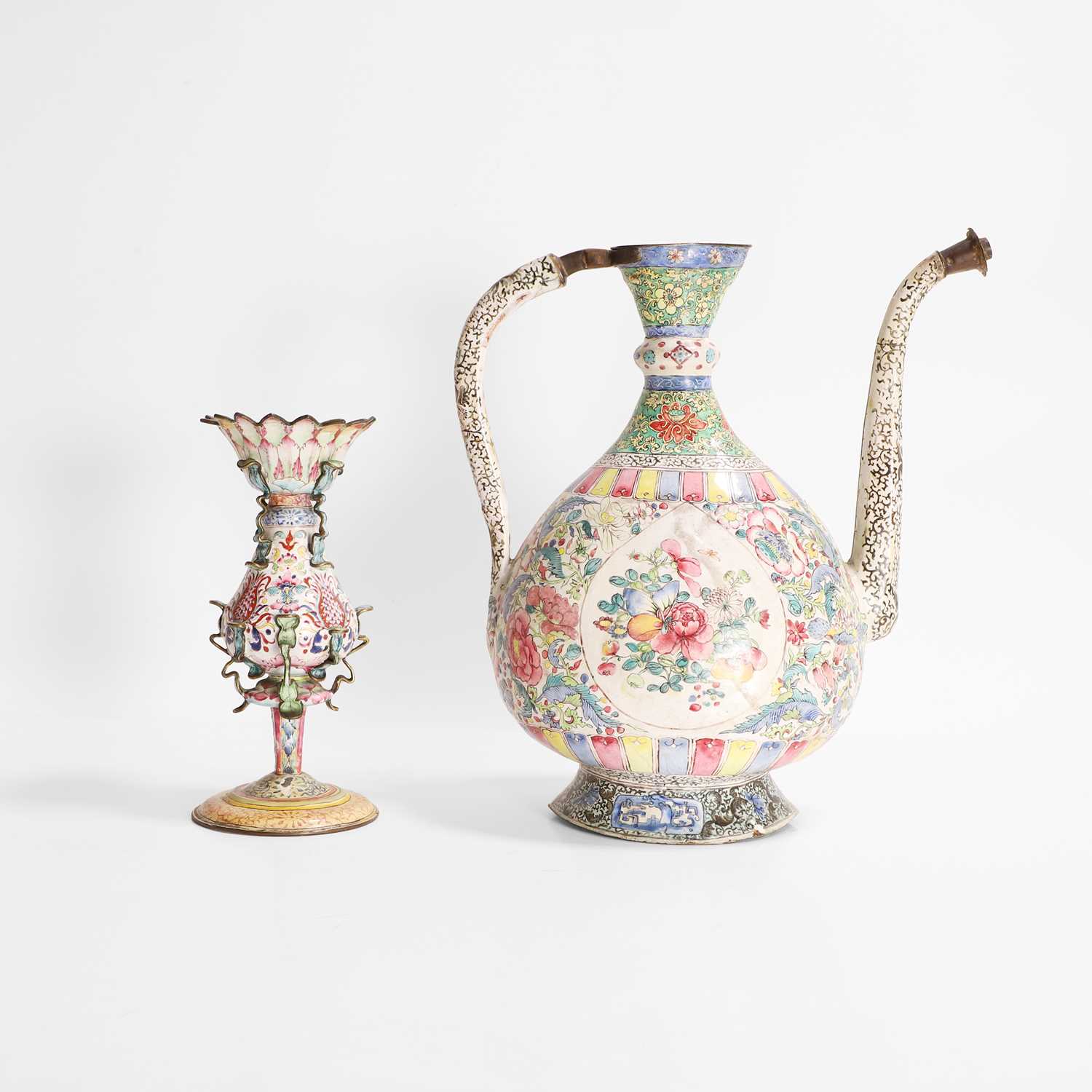 Lot 554 - A Chinese export painted enamel ewer