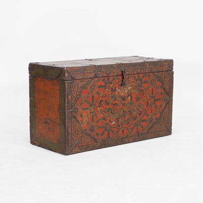 Lot 208 - A painted pine chest