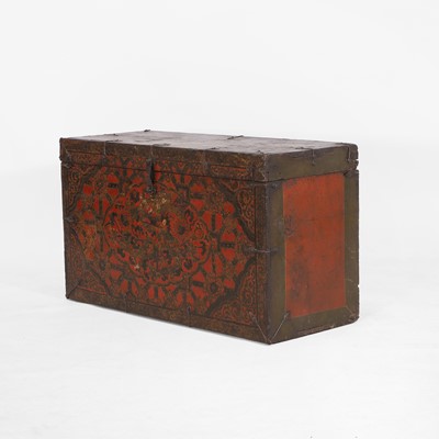 Lot 208 - A painted pine chest