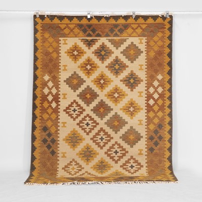 Lot 335 - A flat-weave kilim wool rug