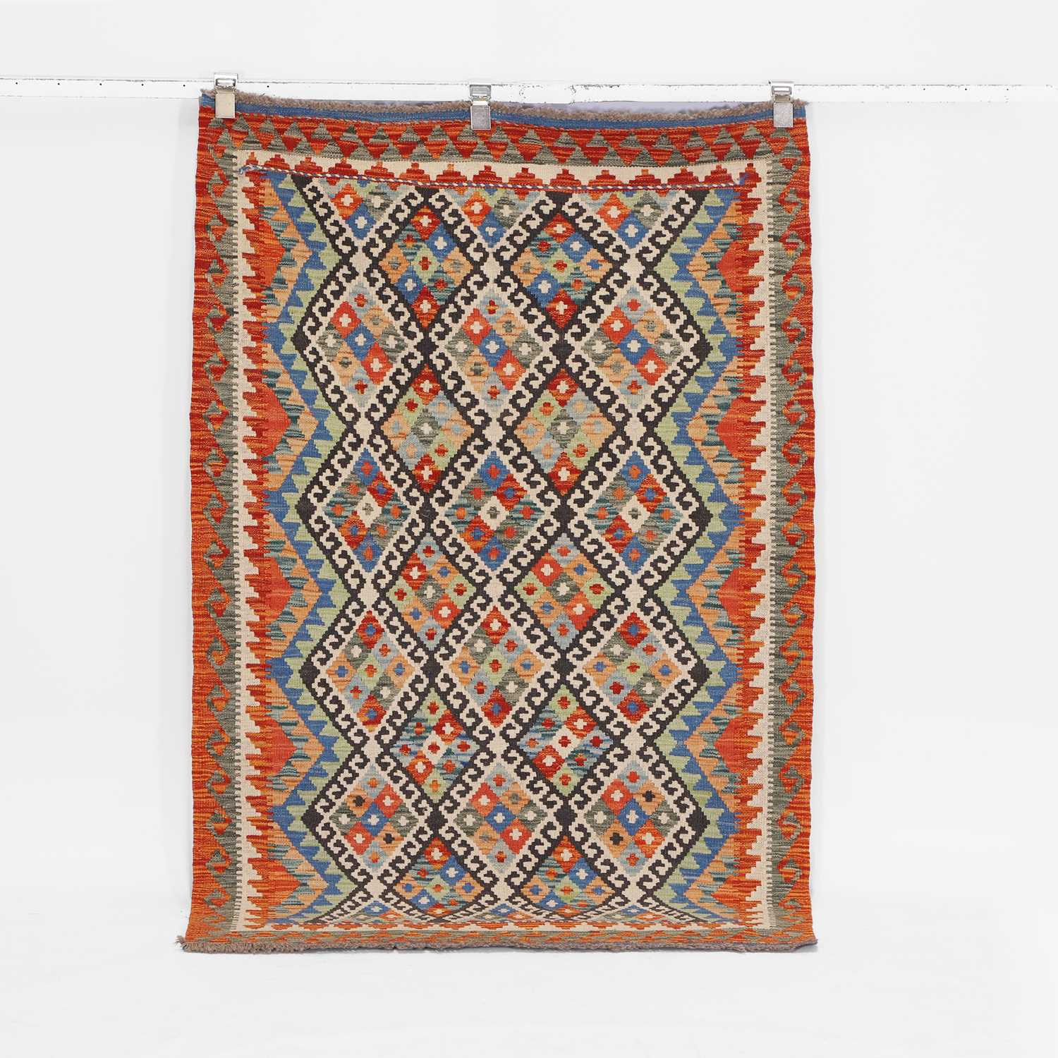 Lot 28 - A flat-weave kilim runner