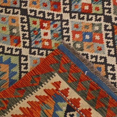 Lot 28 - A flat-weave kilim runner