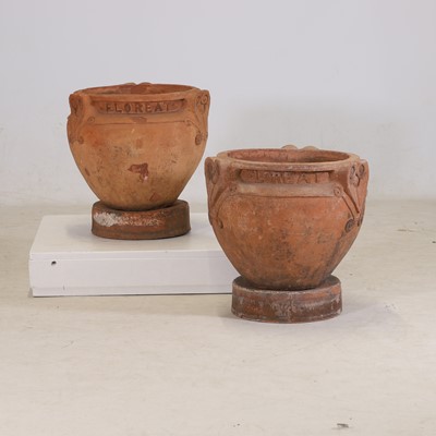 Lot 13 - Compton Pottery