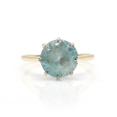 Lot 99 - A blue zircon single stone ring