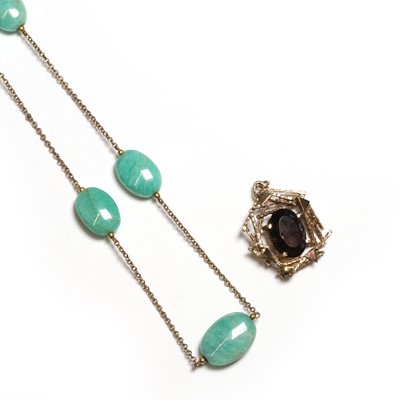 Lot 205 - An amazonite necklace and a smoky quartz pendant