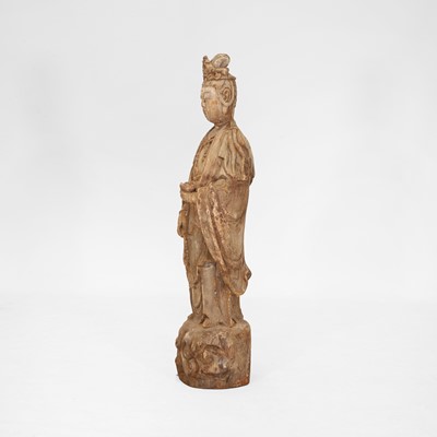 Lot 213 - A carved wooden figure of Guanyin
