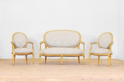 Lot 535 - A Louis XVI-style giltwood salon suite