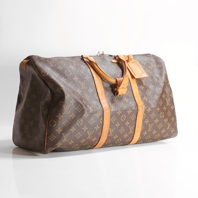 Lot 547 - A Louis Vuitton monogram canvas 'Keepall 50' holdall