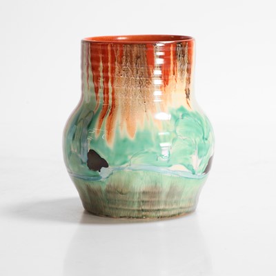 Lot 100 - Clarice Cliff (1899-1972)