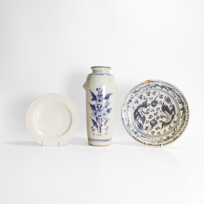 Lot 64 - A collection of Chinese blue and white