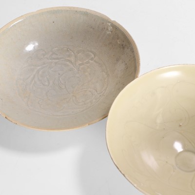 Lot 75 - A Chinese white-glazed bowl