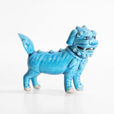 Lot 518 - A Chinese turquoise-glazed model