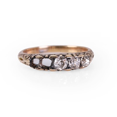 Lot 69 - A diamond ring
