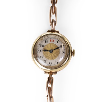 Lot 418 - A 9ct gold mechanical bracelet watch