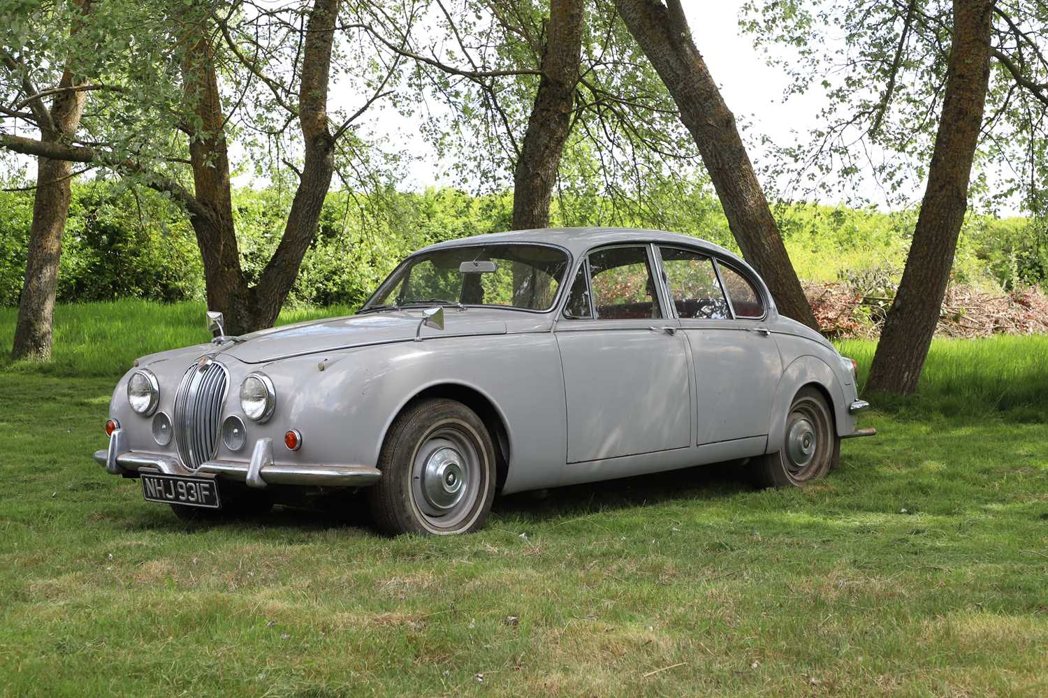 Lot 56 - 1968 Jaguar 340 auto saloon