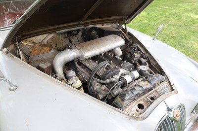 Lot 56 - 1968 Jaguar 340 auto saloon