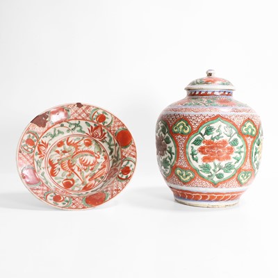 Lot 80 - A Chinese wucai jar