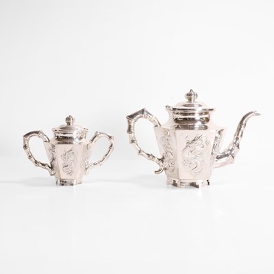 Lot 343 - A Chinese export silver teapot and sugar bowl
