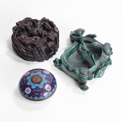 Lot 570 - A Chinese malachite brush washer