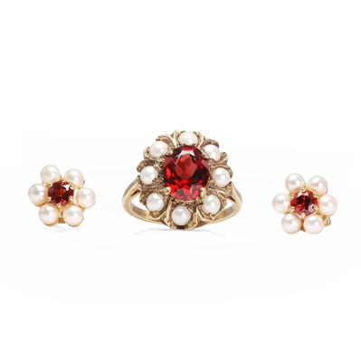 Lot 198 - A 9ct gold garnet and seed pearl ring and earrings set