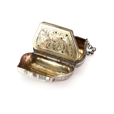 Lot 32 - A Victorian silver vinaigrette