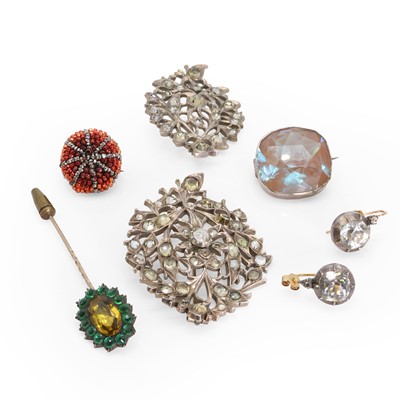 Lot 278 - A group of antique paste jewellery