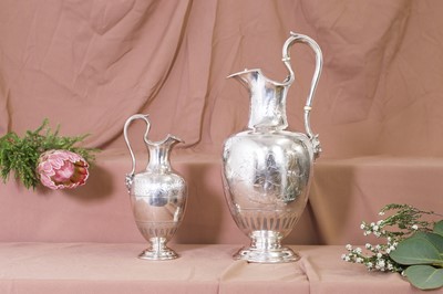 Lot 320 - A Victorian silver coffee jug