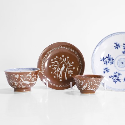 Lot 97 - Two pairs of Chinese cups and saucers