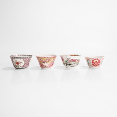Lot 16 - A collection of Chinese export famille rose teacups