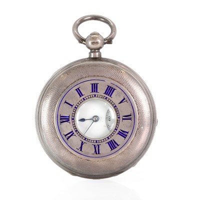 Lot 400 - A silver key wind half hunter pocket watch