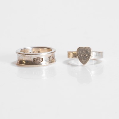 Lot 165 - Two silver rings