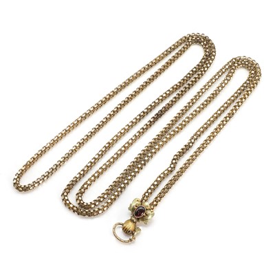 Lot 331 - A fancy link muff chain