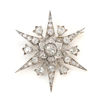 Lot 43 - A Victorian diamond starburst brooch, c.1880