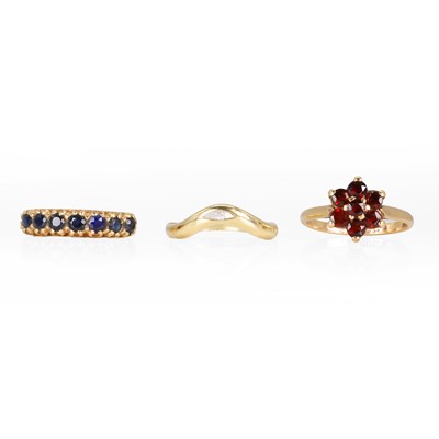 Lot 248 - A group of three gold rings