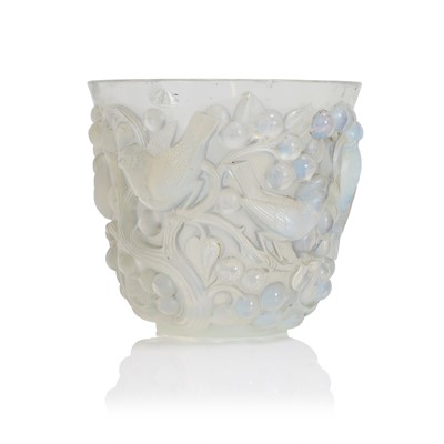 Lot 339 - René Lalique (French, 1860-1945)