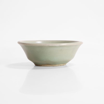 Lot 525 - A Chinese celadon-glazed tea bowl