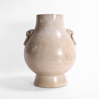 Lot 307 - A Chinese celadon-glazed vase