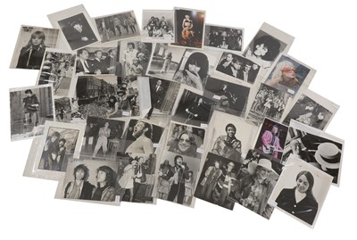 Lot 119 - A collection of pop music press photography