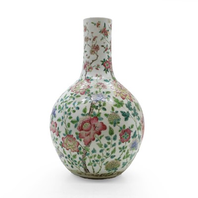 Lot 238 - A Chinese bottle vase