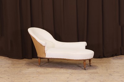 Lot 263 - An upholstered chaise longue